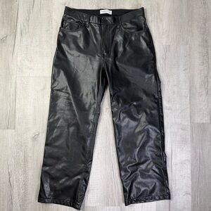 Abercrombie & Fitch Black Leather The 90s Relaxed Jean
Ultra High Rise Sz 32/14s